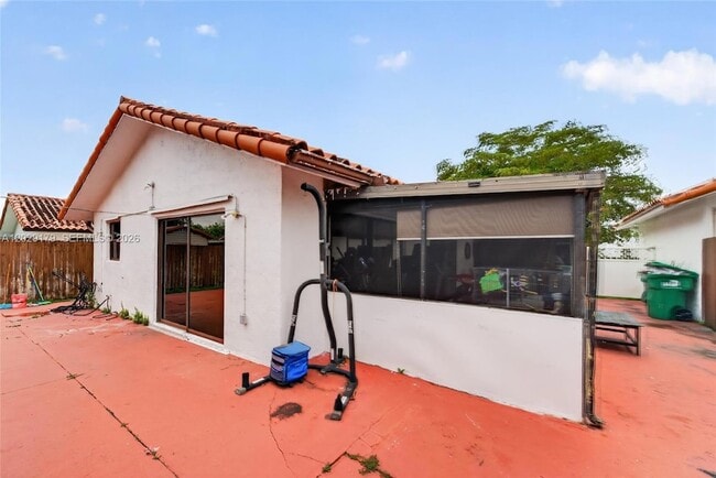 Building Photo - 5274 SW 145th Ave