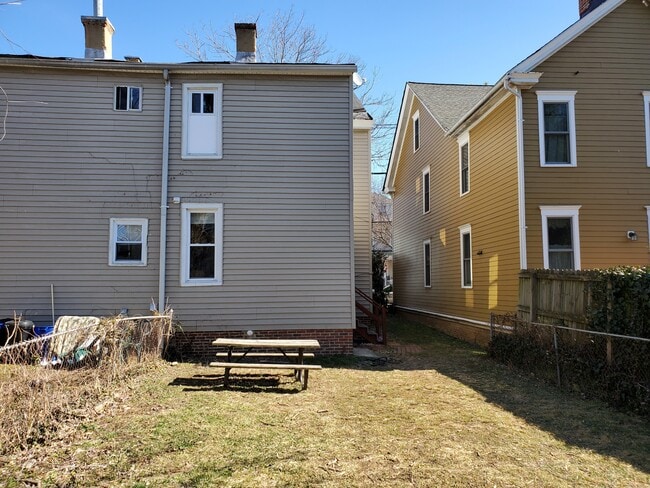 Building Photo - 43 Madison Pl