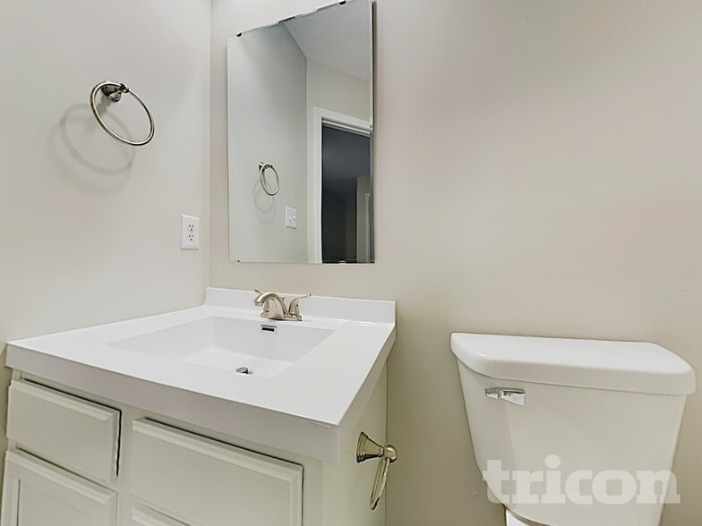 Building Photo - 3203 Brandenburg Dr