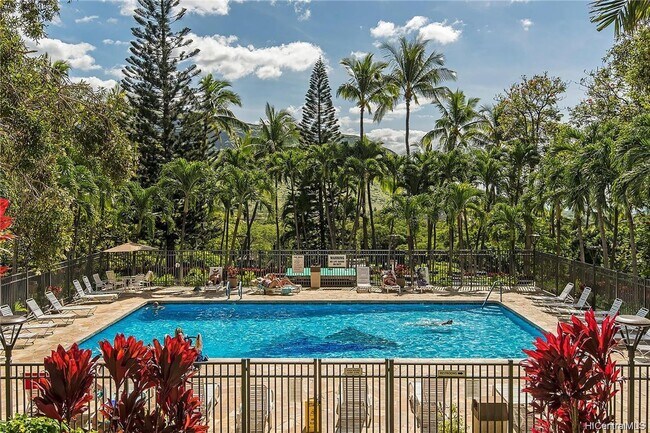 Building Photo - 84-680-680 Kili Dr