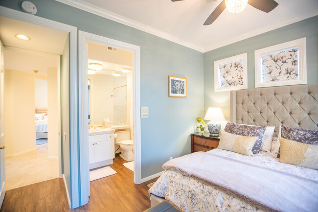 Building Photo - 75273 Spyglass Dr