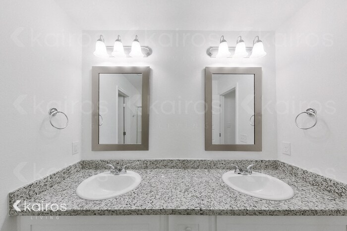 Building Photo - 11341 Camden Ct Cir
