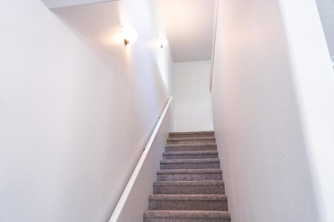 Building Photo - 4750 Gebhard Rd