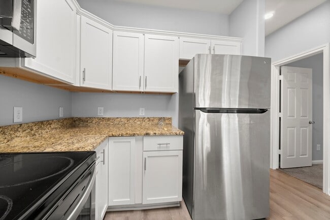 Building Photo - 16866 W Hammon