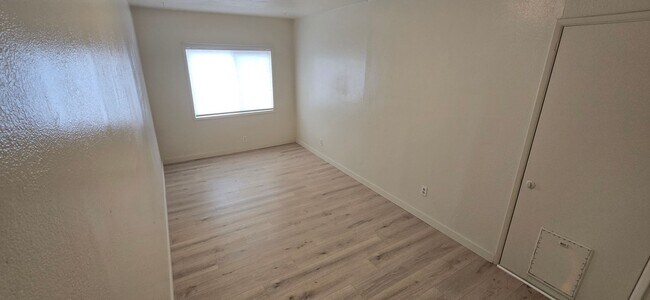 Building Photo - 2825 Wantland Ave