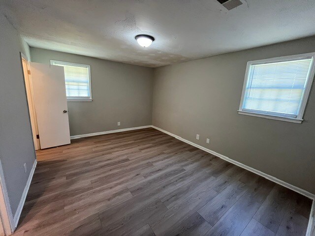 Building Photo - 5255 Greenwood Ter