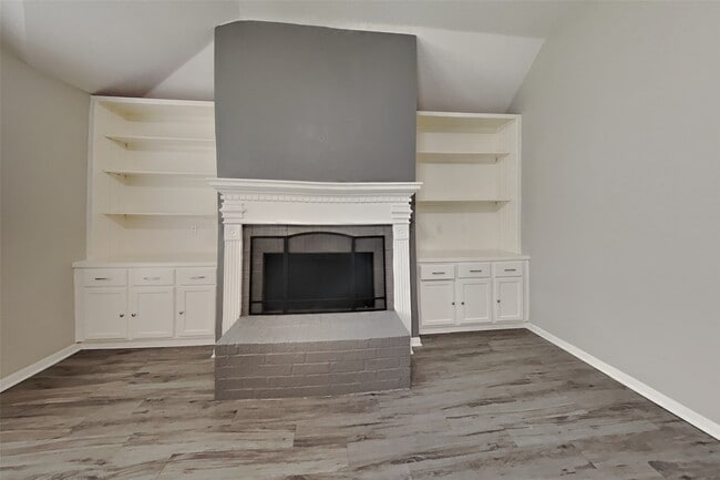 Building Photo - 17111 Cradle Cove Ct