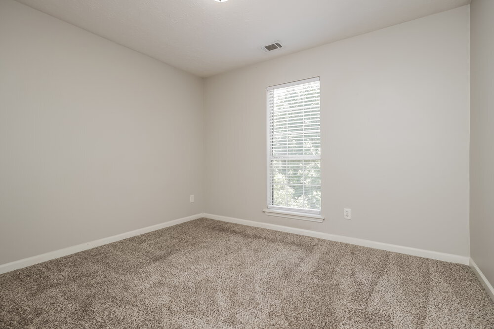 Building Photo - 685 Chaseridge Dr