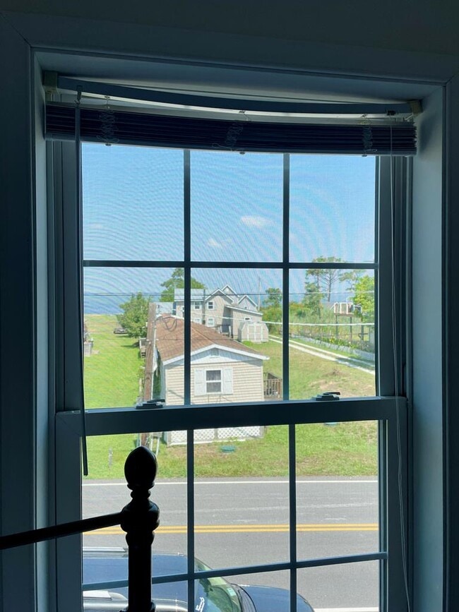 Building Photo - 5164 Main St