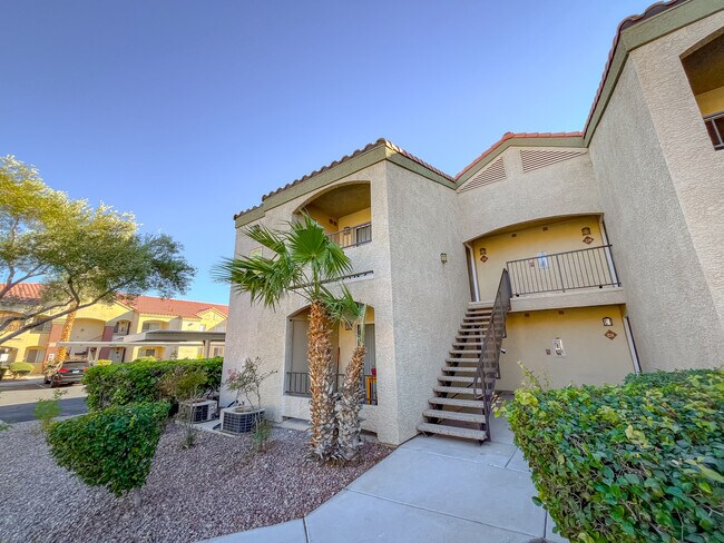 Building Photo - 7885 W Flamingo Rd