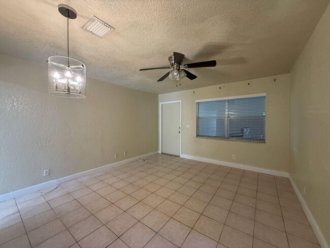 Building Photo - 5720 NW 15th St