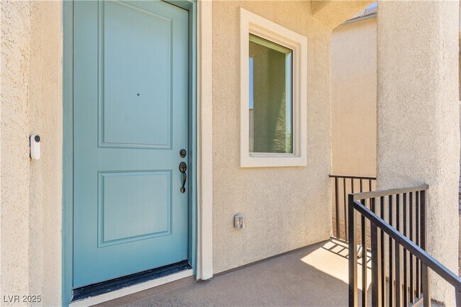 Building Photo - 5606 Spring Trellis St