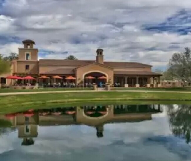 Verrado Golf Course - 20892 W Eastview Way