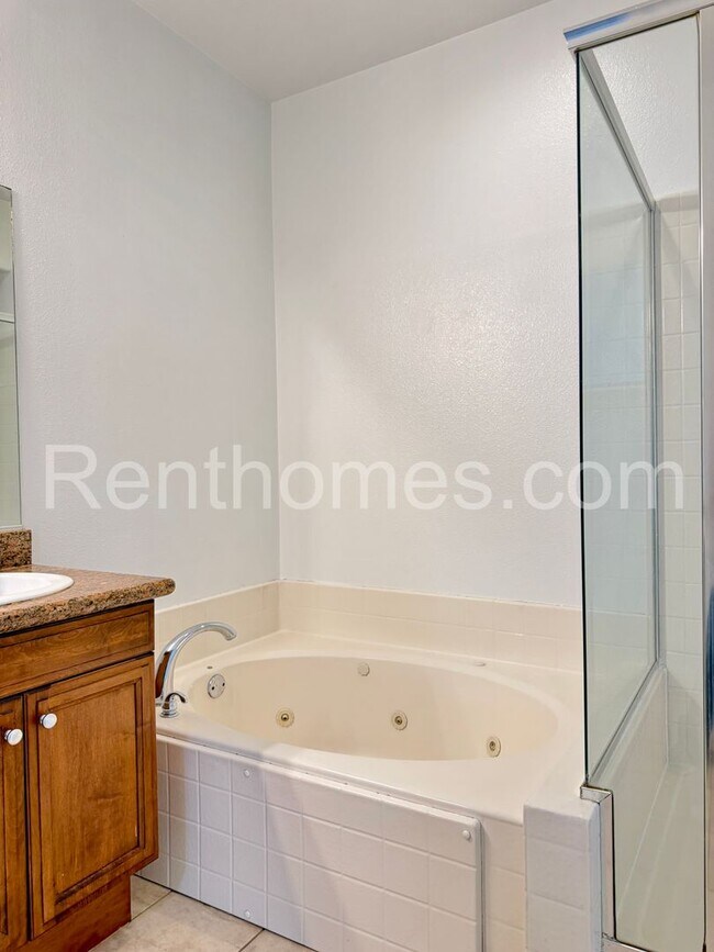 Building Photo - 8926 Spectrum Center Blvd