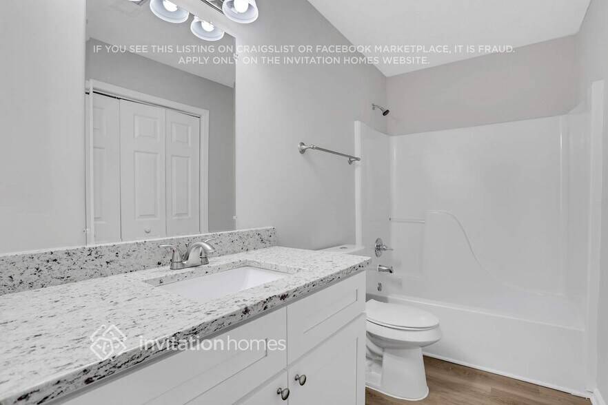 Building Photo - 76 Sweetwater Way