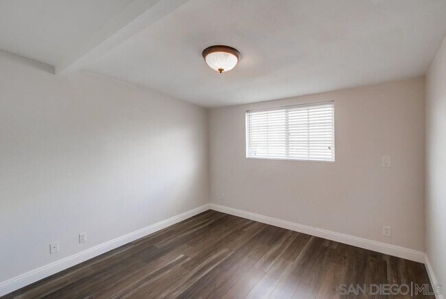 Building Photo - 6327 Newsome Dr