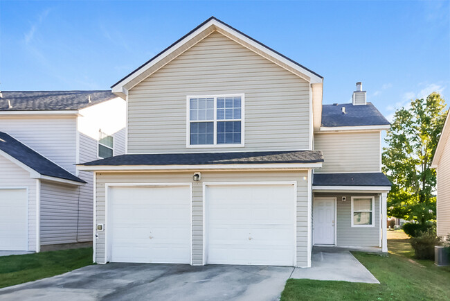 Building Photo - Spacious 4 Bedroom Atlanta Home