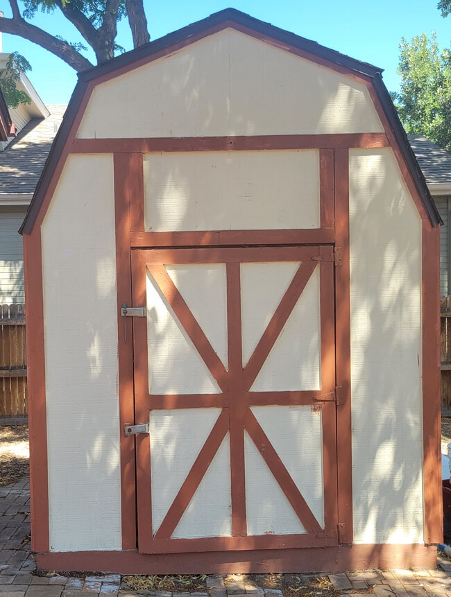 Building Photo - 2010 S Emerson St