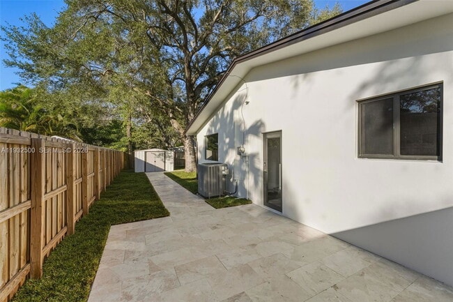 Building Photo - 7505 SW 167th St