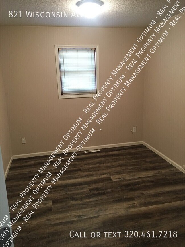 Building Photo - 821 Wisconsin Ave