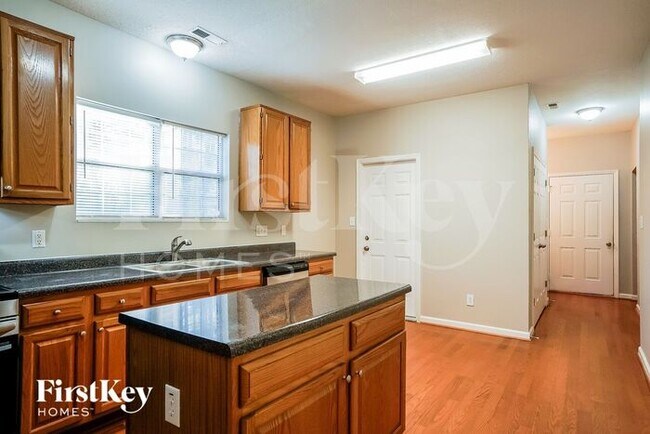 Building Photo - 3501 Donner Trail