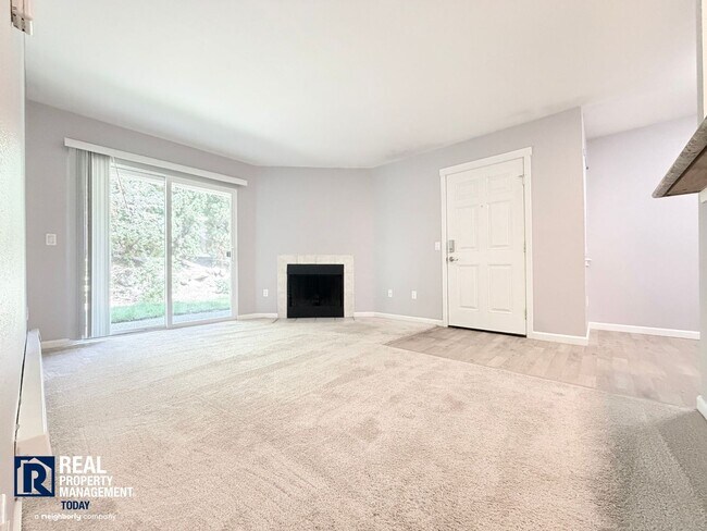 Building Photo - 2609 S 272nd St