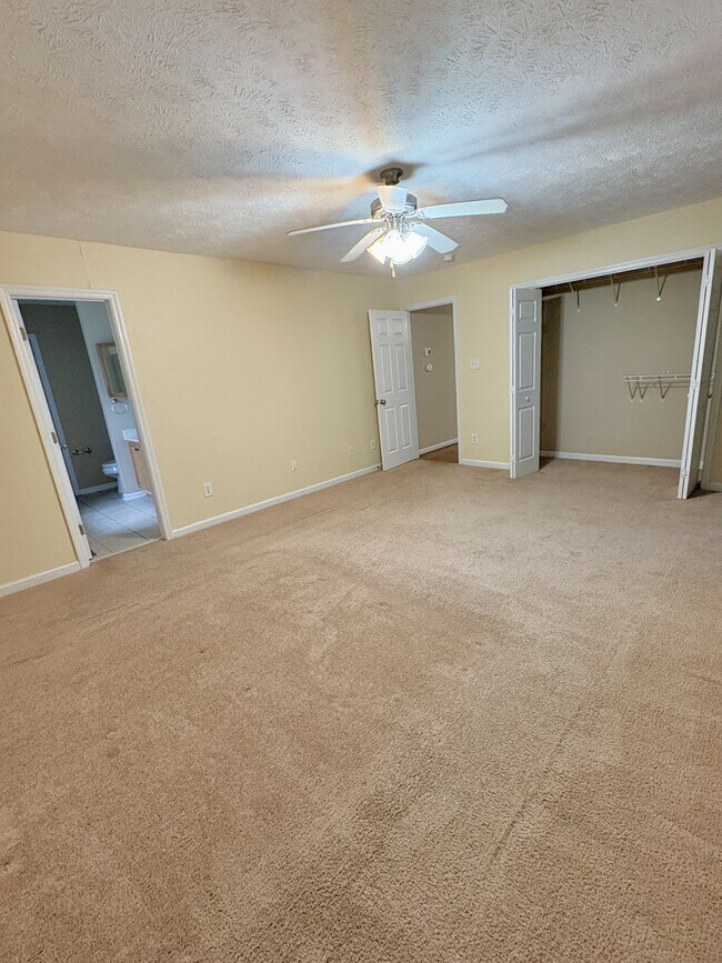Building Photo - 2741 Millmann Rd