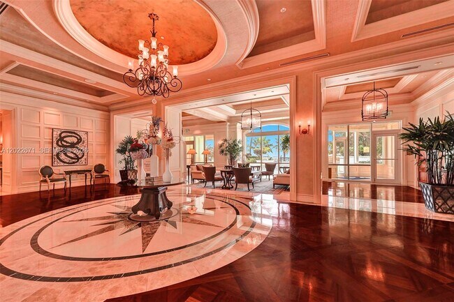 Building Photo - 16051 Collins Ave