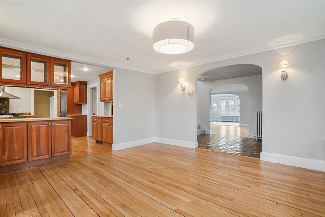 Building Photo - 28 Exmoor Rd