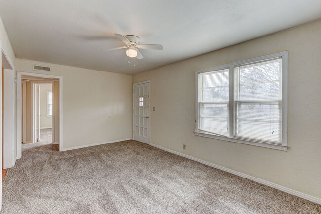 Building Photo - Welcome to the Bethany 2 Bedroom, a charmi...