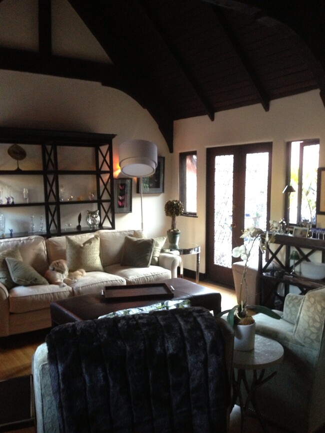 Living room looking to private patio leaded doors - 1902 Comstock Ave