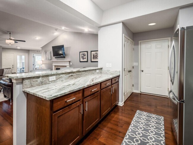 Building Photo - 7021 Kinsale Ln