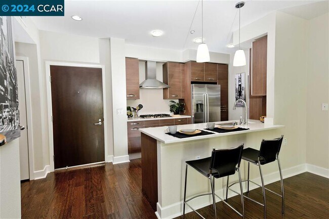 Building Photo - 555 Ygnacio Valley Rd