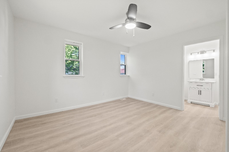 Building Photo - 34 Cross St