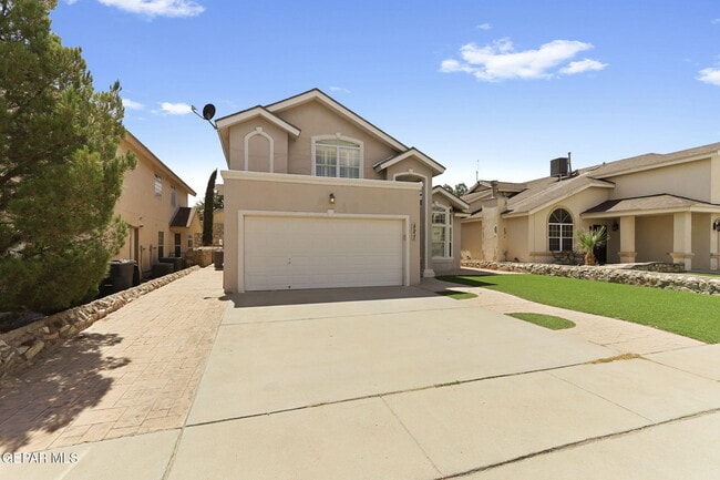 Building Photo - 527 Longleaf Pl