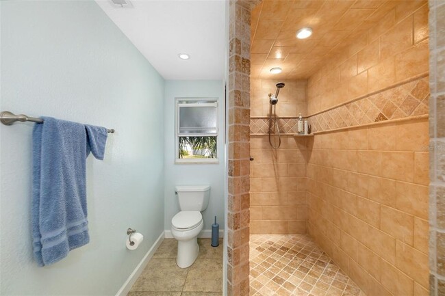 Building Photo - 503 Roberts Bay Dr