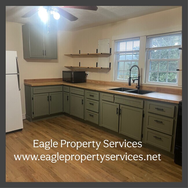 Building Photo - 236 Turvey Nichols Rd