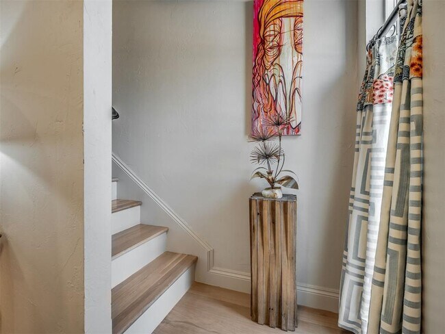 Building Photo - 6500 N Grand Blvd