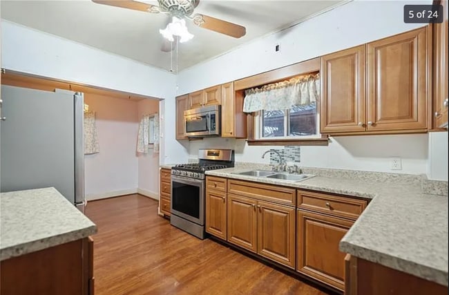 Building Photo - 3 Bed 2 Bath- Beaver Falls PA