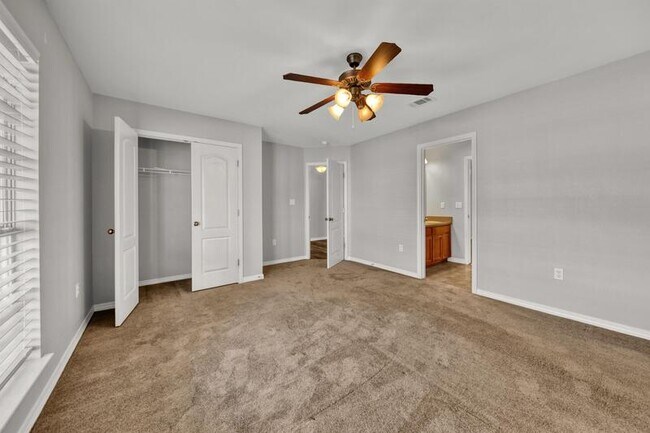 Building Photo - 9431 Pouder Ln