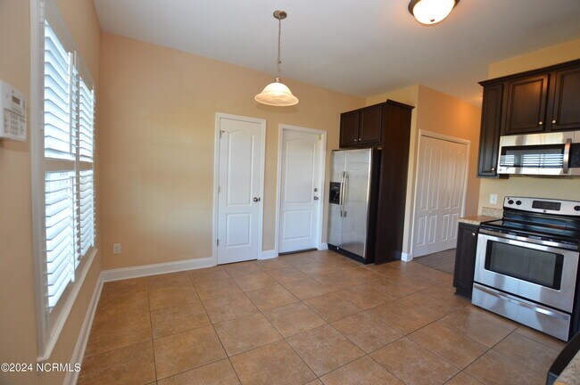 Building Photo - 1362 Old Comfort Hwy