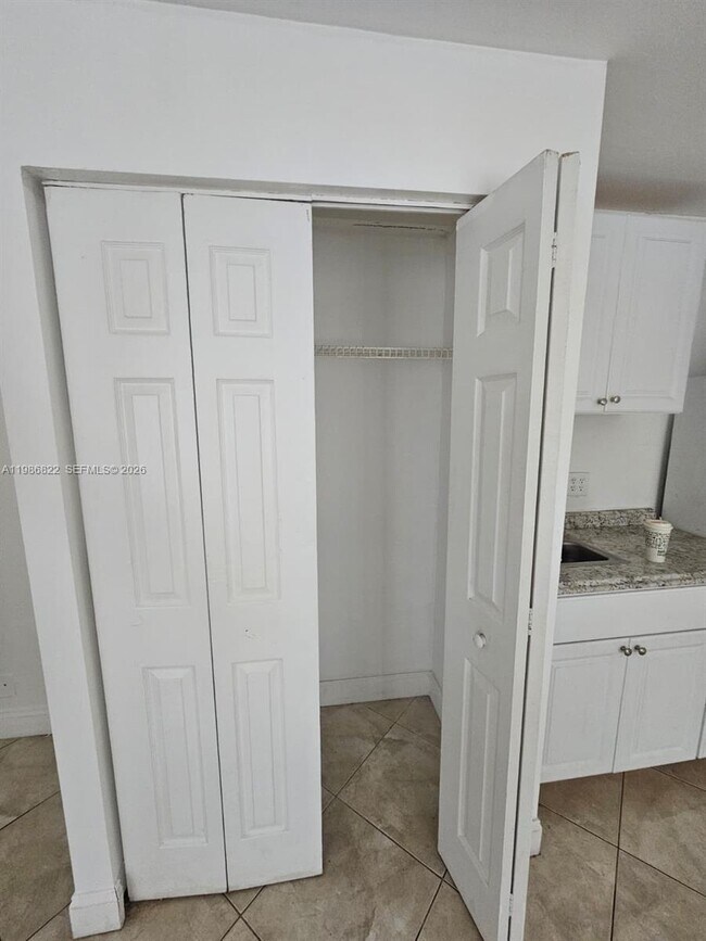 Building Photo - 35 Virginia Rd