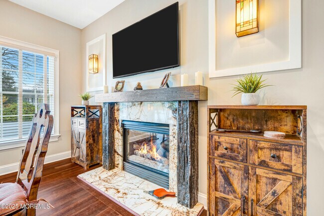 Building Photo - 909 Brookside Ave