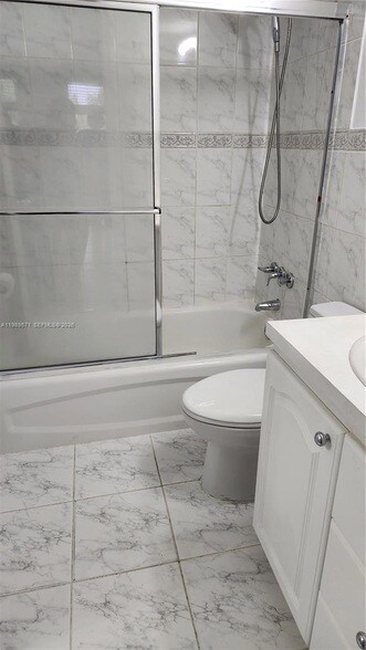 Building Photo - 9405 W Flagler St