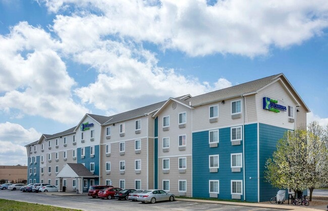 Building Photo - 2021 W Kingsley St