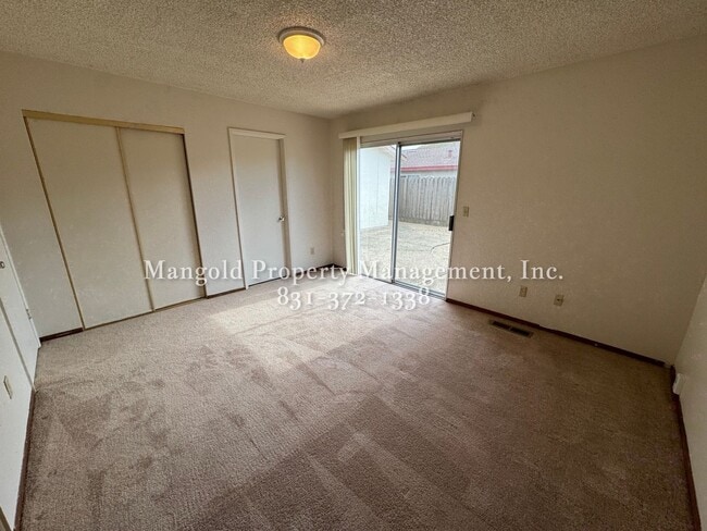 Building Photo - Remodeled 4BR Home with Bonus Room, Fireplace, Yard & 2-Car Garage