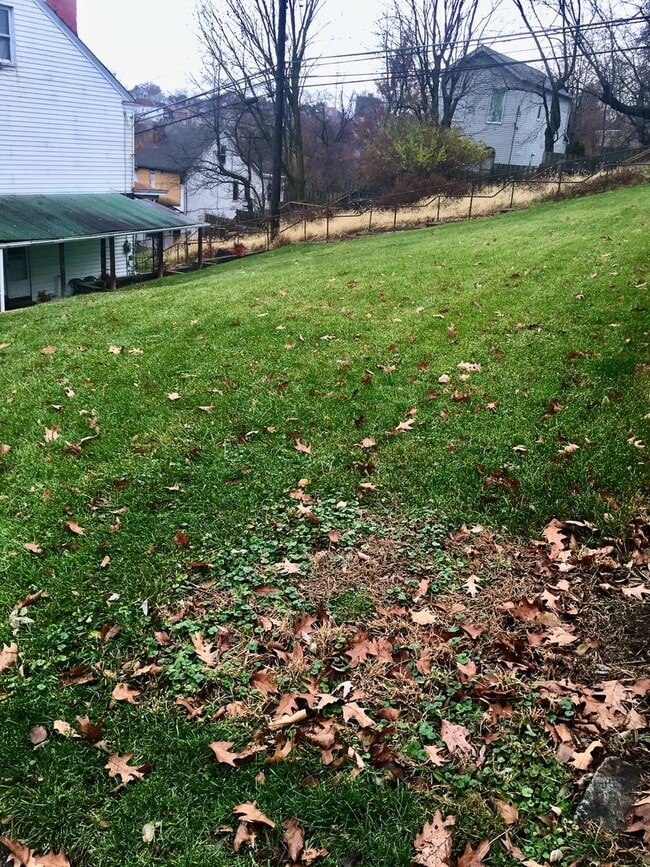 Building Photo - *** Renovated 3 Bedroom House * Mt. Washin...