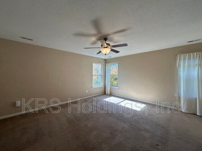 Building Photo - 1763 Jason Ave