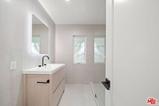 Building Photo - 1201 Ohio Ave