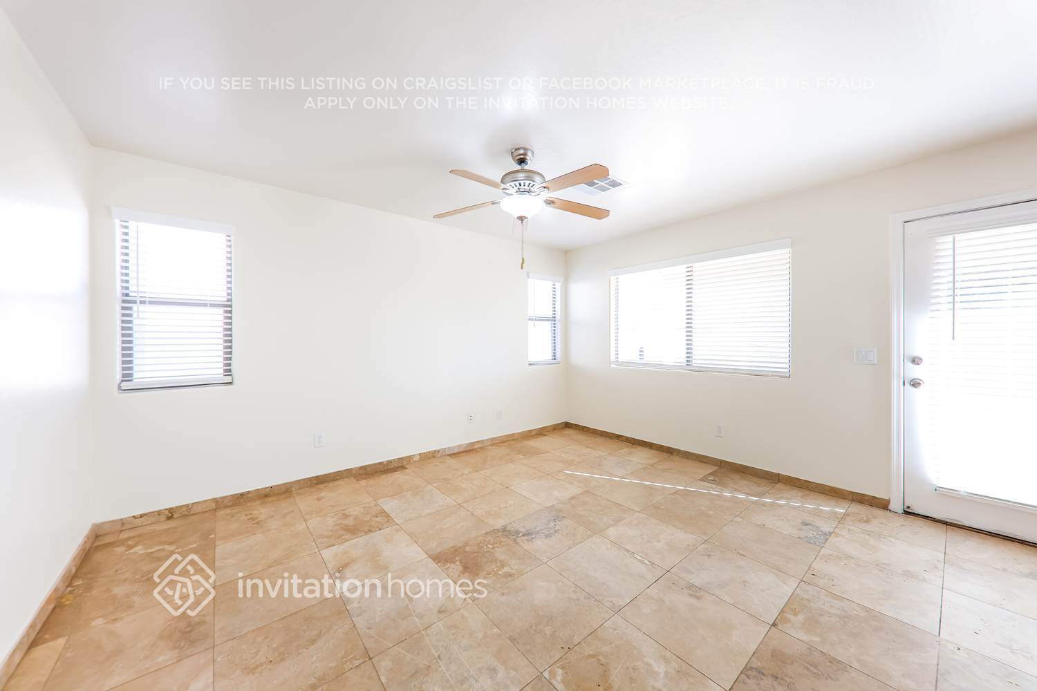 Building Photo - 7111 N 77th Dr